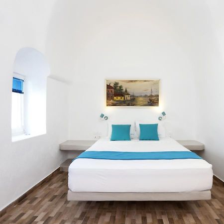 Church And Cave - Santorini Private Residences Mesaria Exteriér fotografie