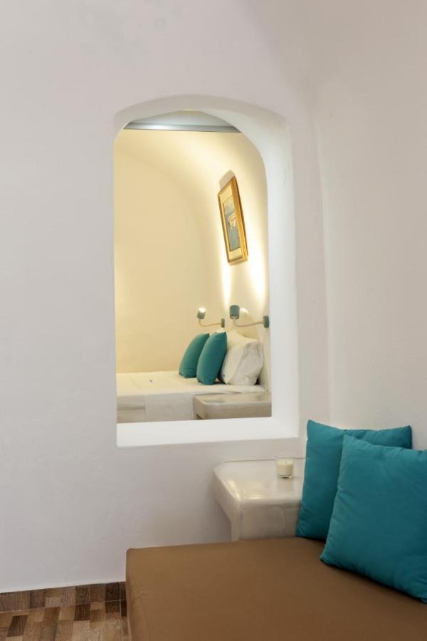 Church And Cave - Santorini Private Residences Mesaria Exteriér fotografie