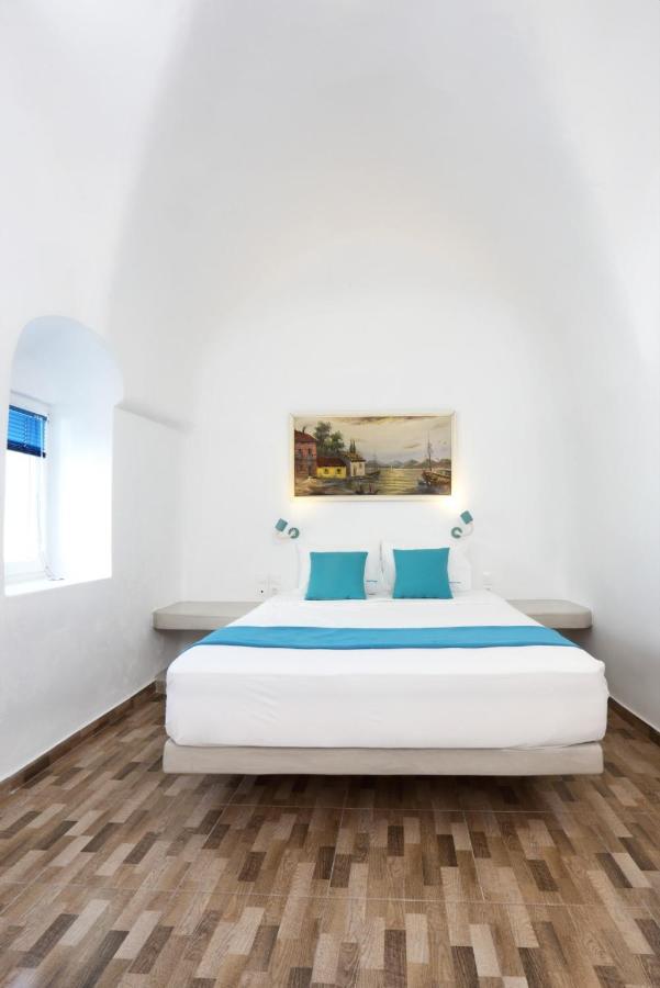 Church And Cave - Santorini Private Residences Mesaria Exteriér fotografie