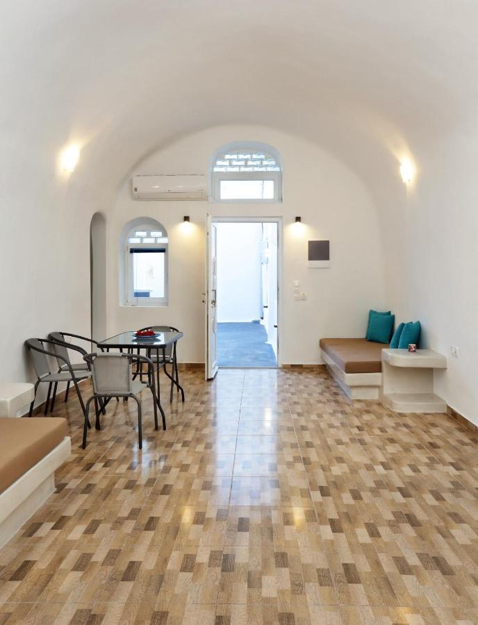 Church And Cave - Santorini Private Residences Mesaria Exteriér fotografie