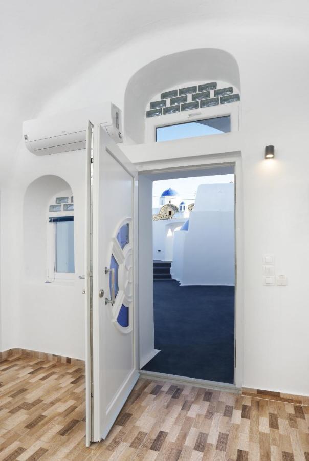 Church And Cave - Santorini Private Residences Mesaria Exteriér fotografie