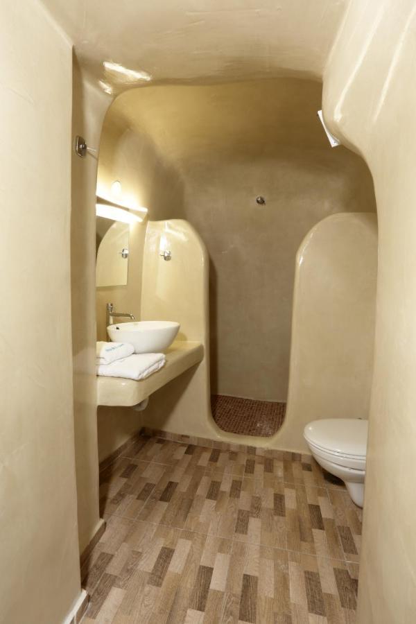 Church And Cave - Santorini Private Residences Mesaria Exteriér fotografie